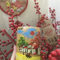 Cốc tre khắc tên