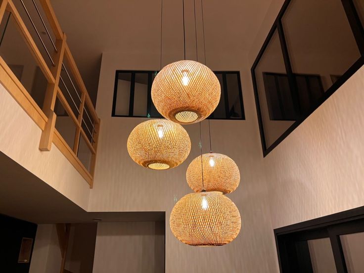 Nhà tối giản việt nam đèn mây tre