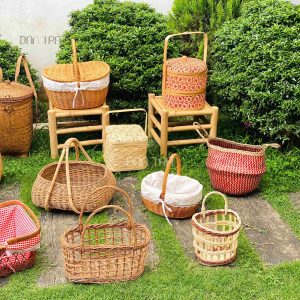 Bộ sưu tập các mẫu giỏ tre mây đan.